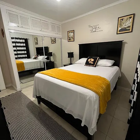 The Brompton'S Luxury Apartment Kingston Exterior foto